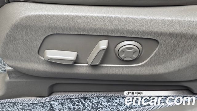 Kia Canival 2022 — photo 31