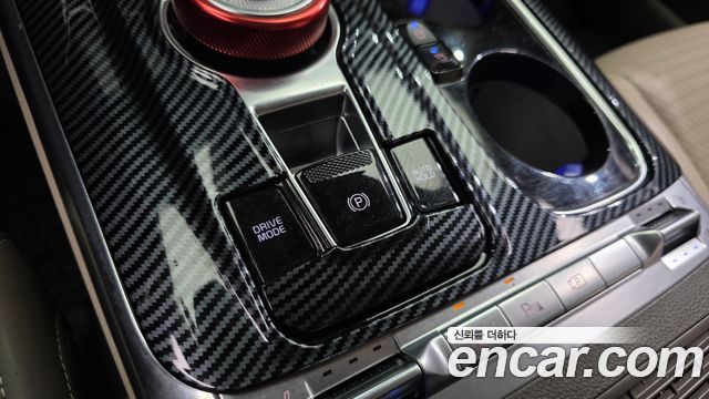 Kia Canival 2022 — photo 41