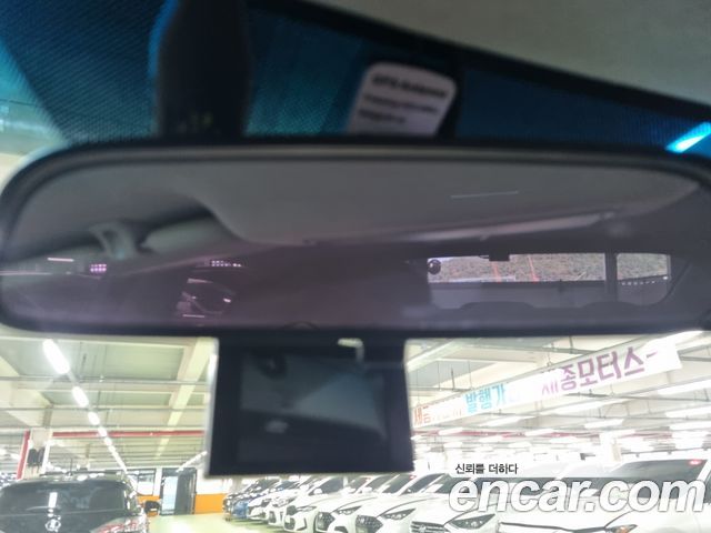 Hyundai AVANTE 2016 — photo 17