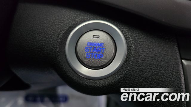Hyundai AVANTE 2018 — photo 26