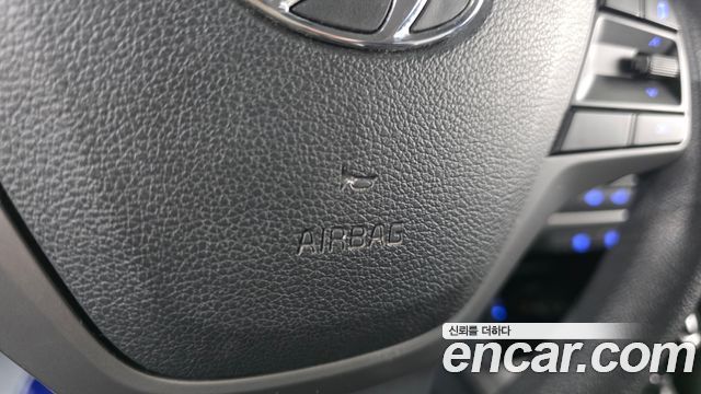 Hyundai AVANTE 2018 — photo 29