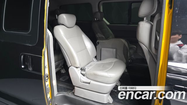 Hyundai Starex 2014 — photo 11