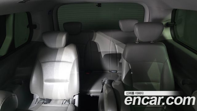 Hyundai Starex 2014 — photo 12