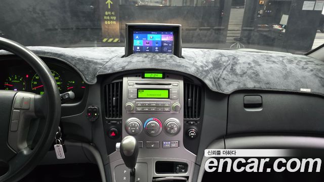 Hyundai Starex 2014 — photo 14