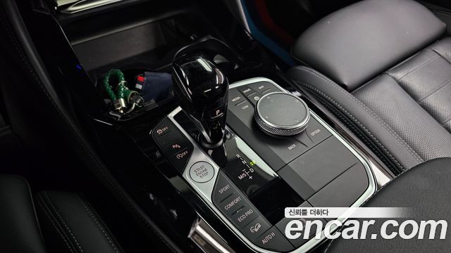 BMW X4 2022 — photo 9