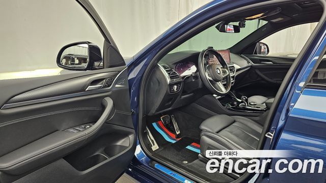BMW X4 2022 — photo 10