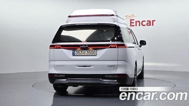 Kia Canival 2022 — photo 4