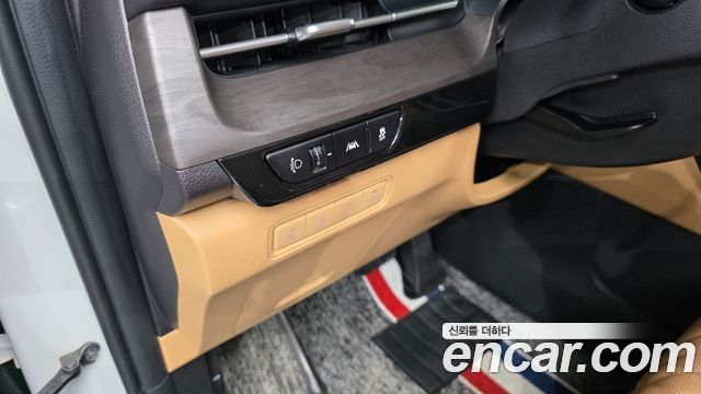 Kia Canival 2022 — photo 23