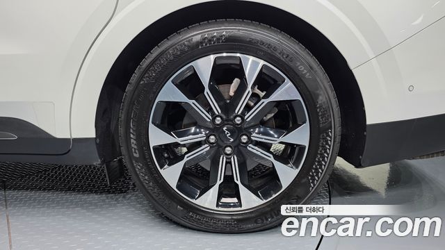 Kia Canival 2022 — photo 7