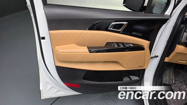 Kia Canival 2022 — photo 14