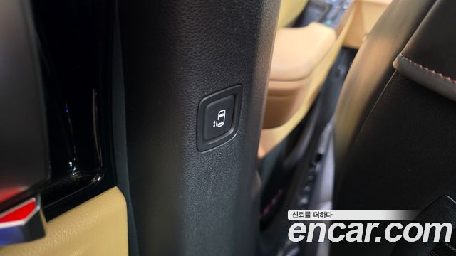 Kia Canival 2022 — photo 27