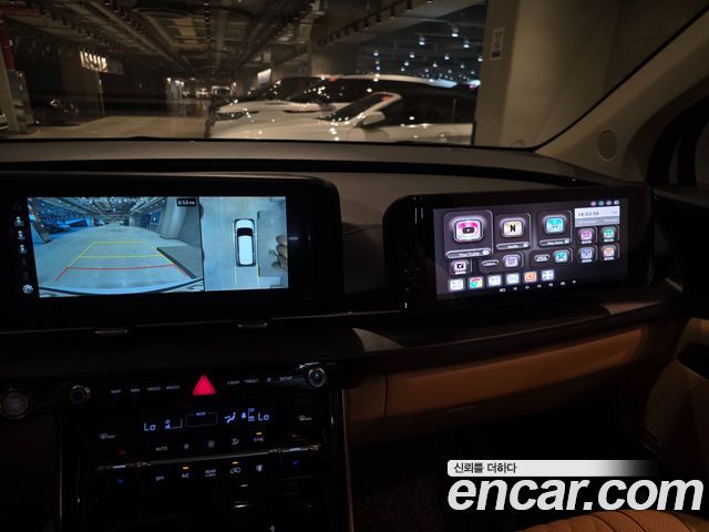 Kia Canival 2022 — photo 39
