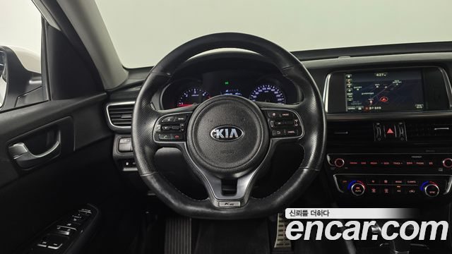 Kia K5 2016 — photo 13