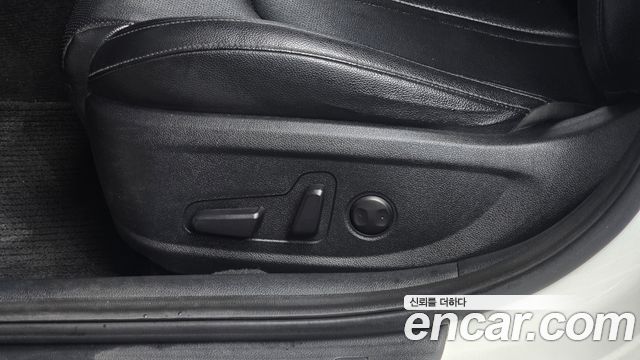 Kia K5 2016 — photo 18