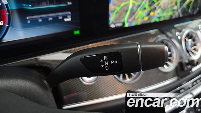 Mercedes-Benz CLS-Class 2020 — photo 12