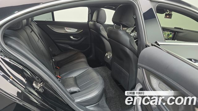 Mercedes-Benz CLS-Class 2020 — photo 17