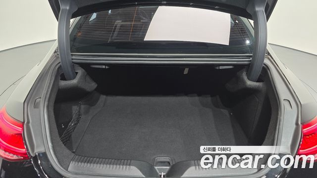 Mercedes-Benz CLS-Class 2020 — photo 26