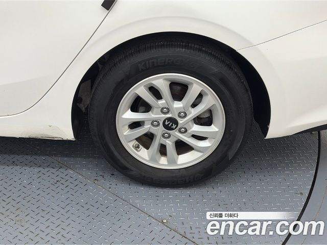 Kia K3 2019 — photo 20