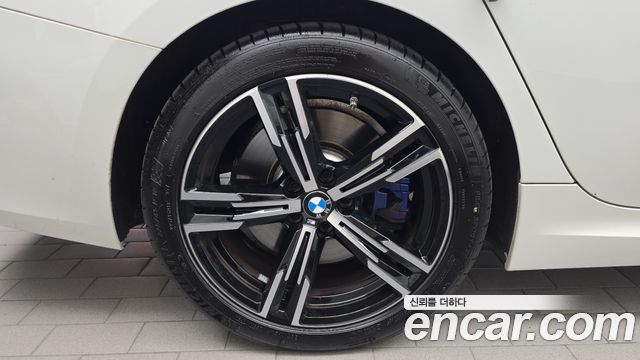 BMW 3-Series 2025 — photo 5