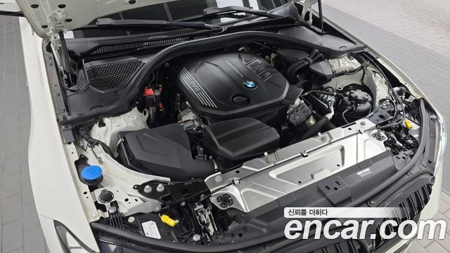 BMW 3-Series 2025 — photo 6