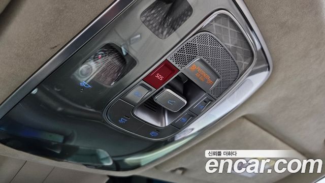 Genesis G80 2022 — photo 31
