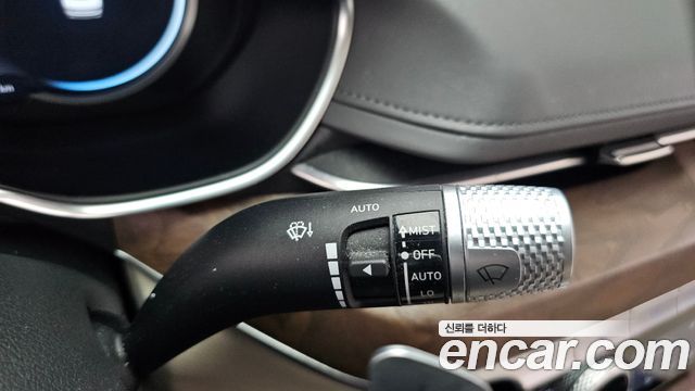 Genesis G80 2022 — photo 34