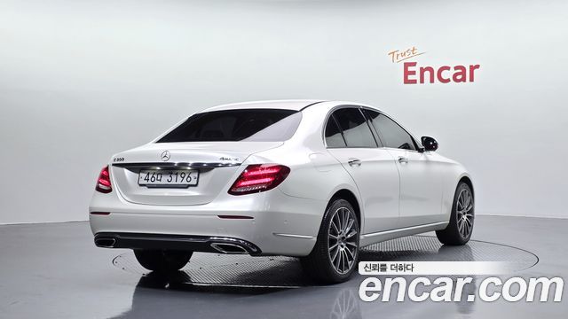 Mercedes-Benz E-Class 2018 — photo 2