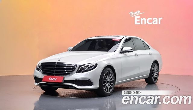 Mercedes-Benz E-Class 2018 — photo 1