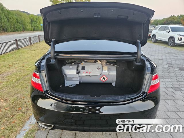 Hyundai Grandeur 2013 — photo 17