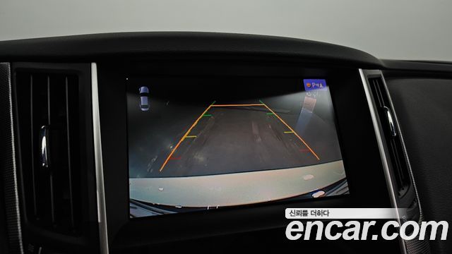 Infiniti Q50 2016 — photo 21