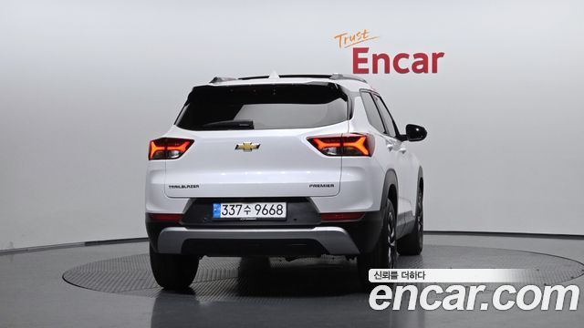 Chevrolet Korea Trailblazer 2023 — photo 4