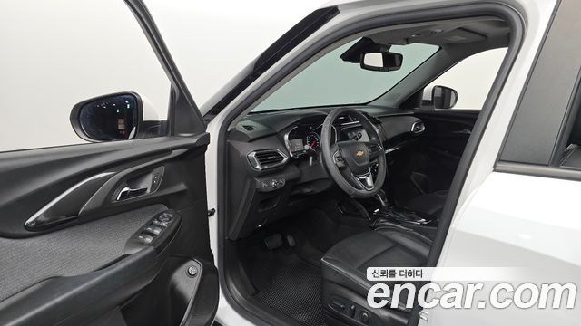Chevrolet Korea Trailblazer 2023 — photo 13