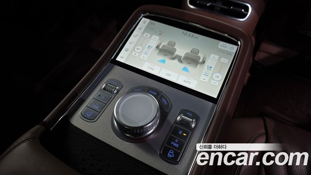 Genesis G90 2023 — photo 24