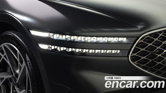 Genesis G90 2023 — photo 8