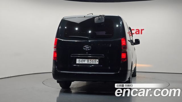 Hyundai Starex 2017 — photo 4