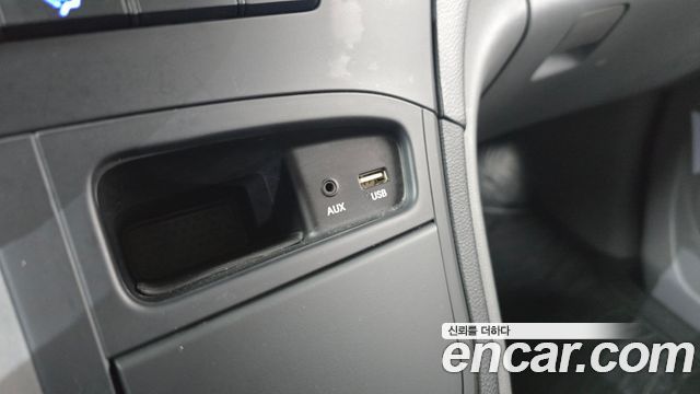 Hyundai Starex 2017 — photo 25