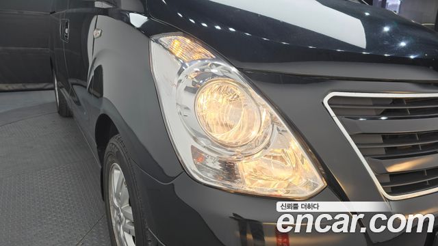 Hyundai Starex 2017 — photo 8