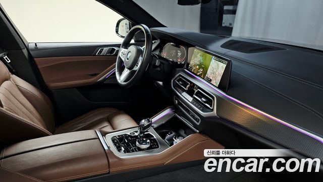 BMW X6 2021 — photo 28