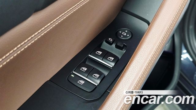 BMW X6 2021 — photo 38