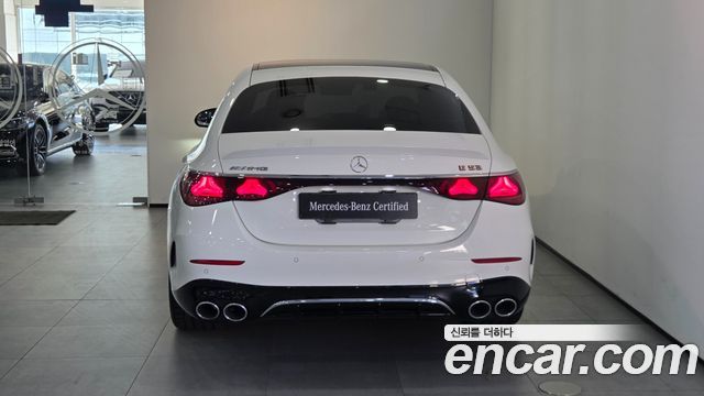 Mercedes-Benz E-Class 2026 — photo 4