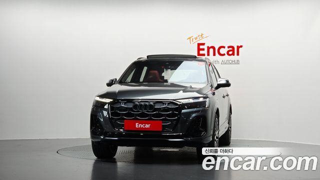 Audi SQ7 2026 — photo 3