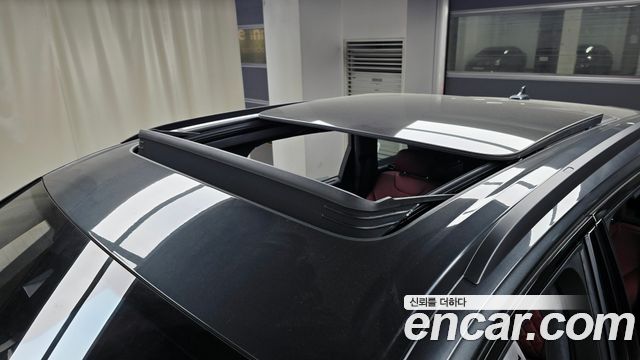 Audi SQ7 2026 — photo 23