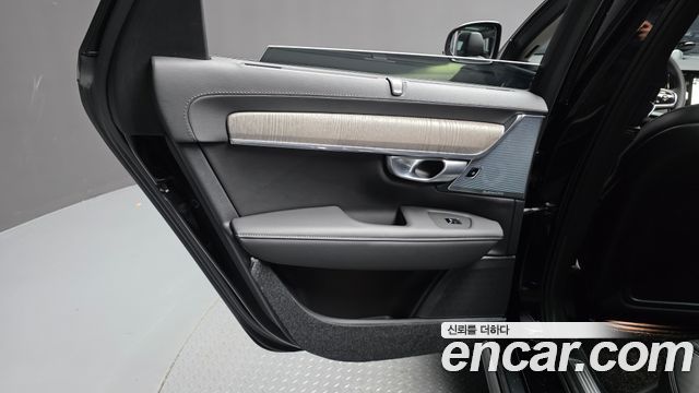 Volvo V90 2024 — photo 15