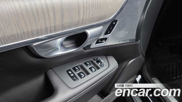 Volvo V90 2024 — photo 28