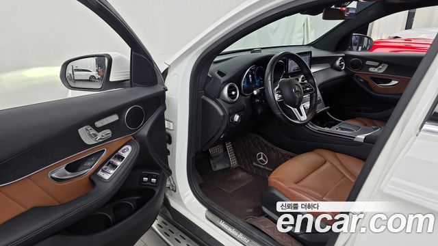 Mercedes-Benz GLC-Class 2021 — photo 10