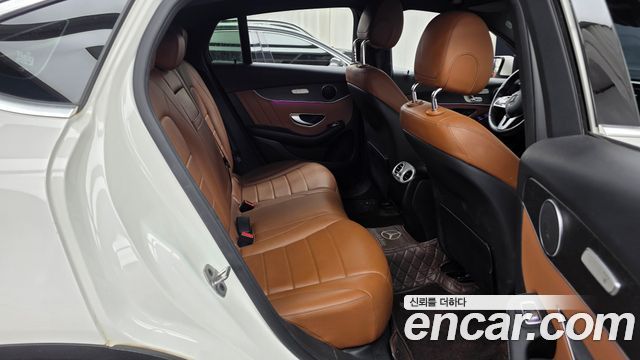 Mercedes-Benz GLC-Class 2021 — photo 12