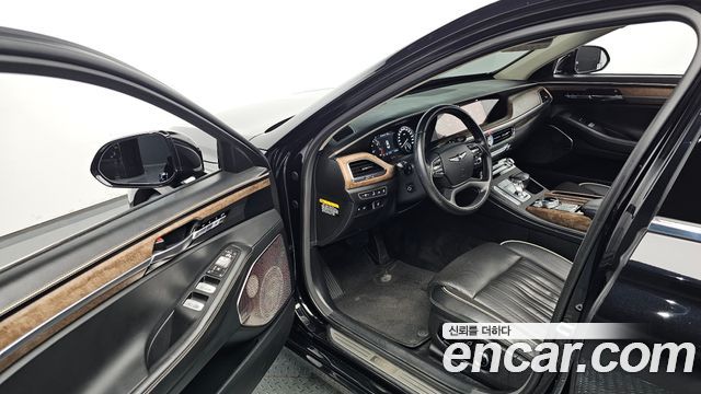 Genesis G90 2019 — photo 13