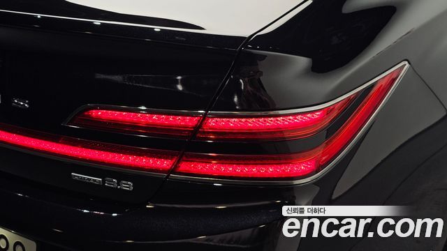 Genesis G90 2019 — photo 9