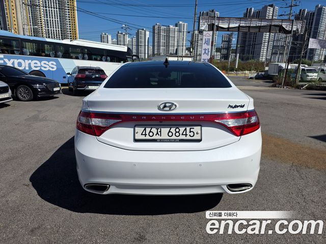 Hyundai Grandeur 2015 — photo 4