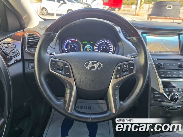 Hyundai Grandeur 2015 — photo 19